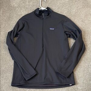 Patagonia Men's Black Half Zip